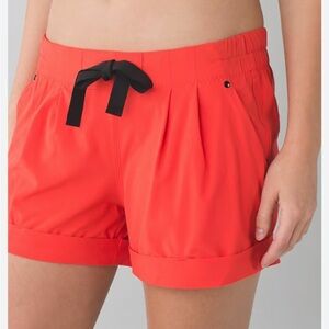 Lululemon spring break Away short